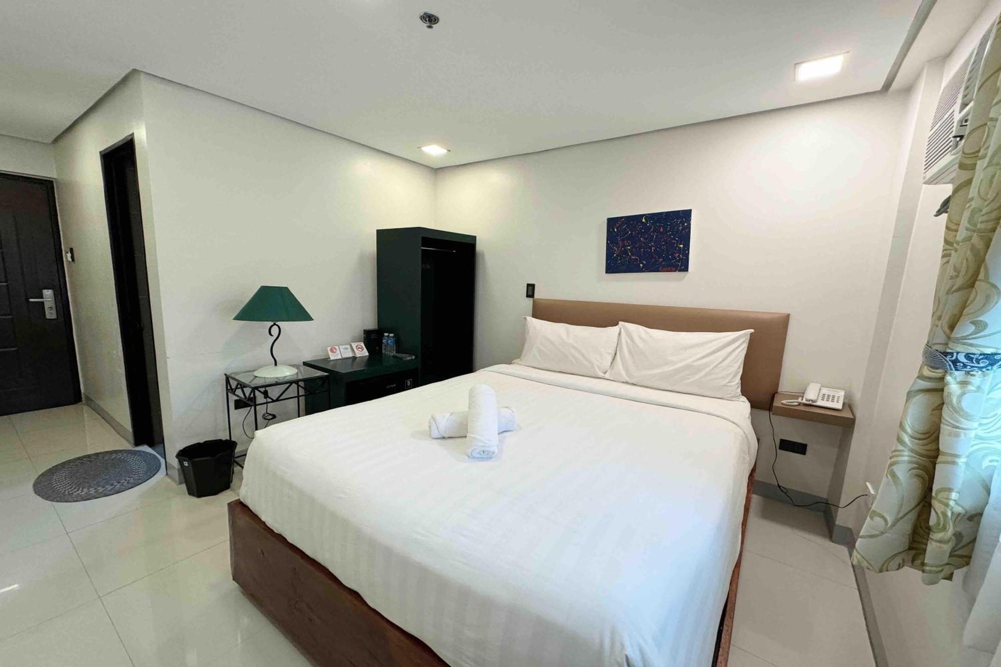 Belltower Csheli Suites Bantay - Vigan Bagian luar foto