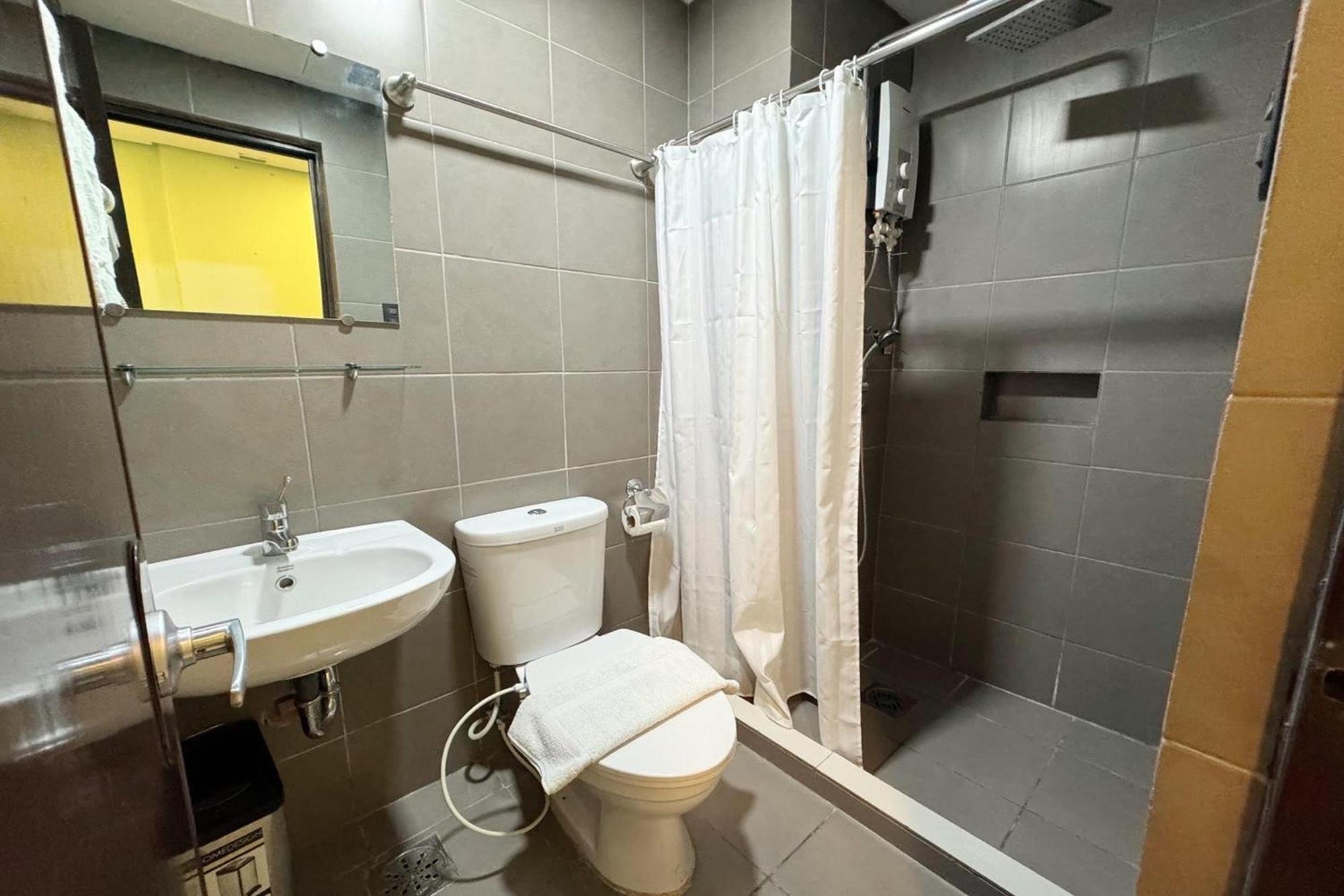 Belltower Csheli Suites Bantay - Vigan Bagian luar foto