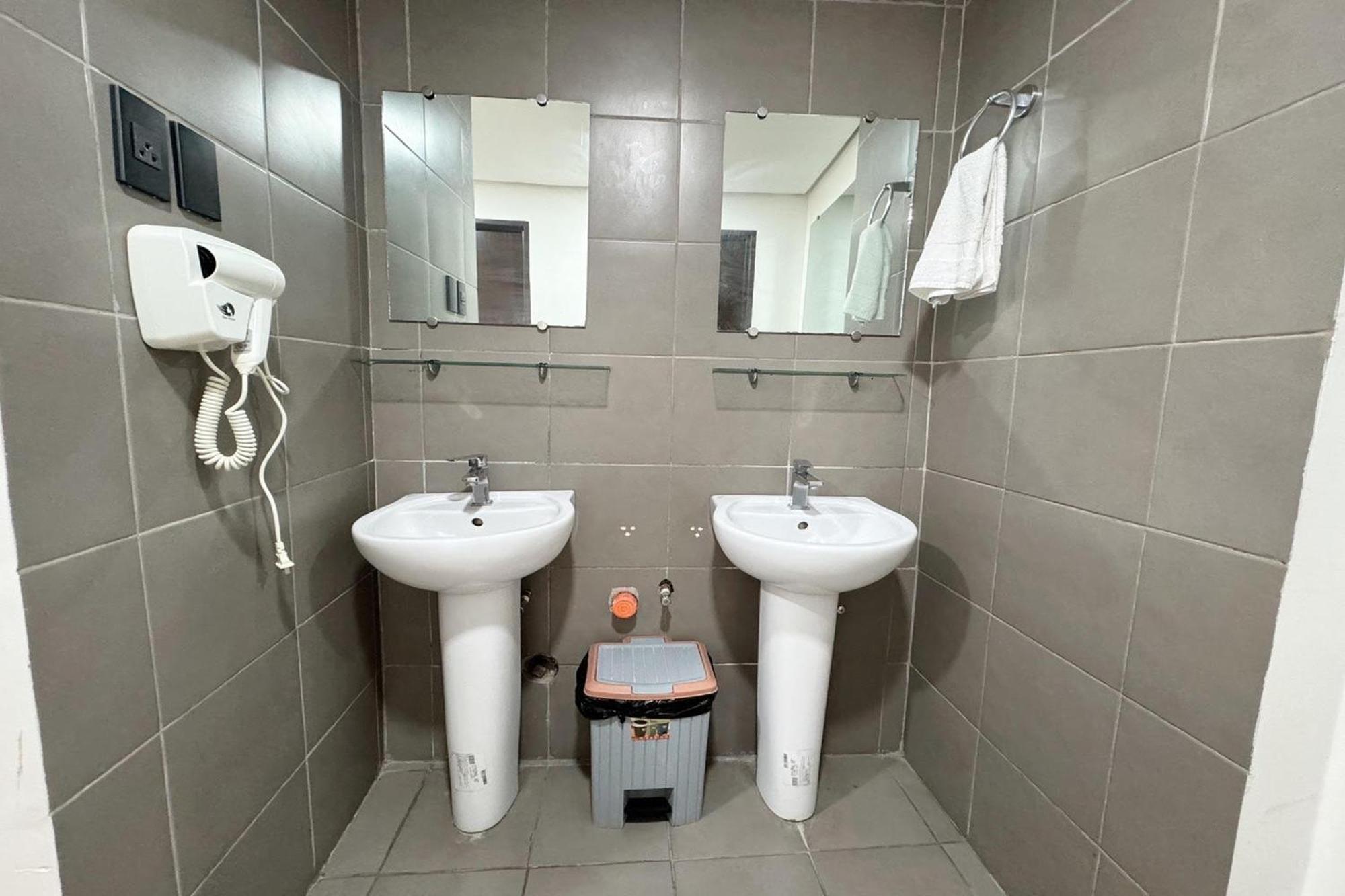 Belltower Csheli Suites Bantay - Vigan Bagian luar foto