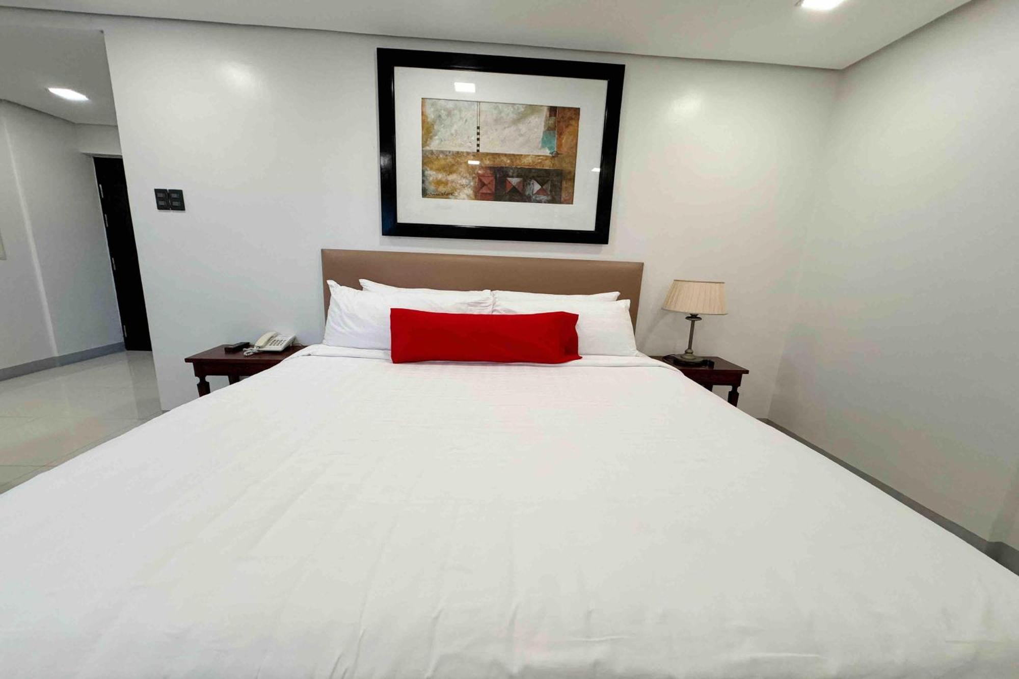 Belltower Csheli Suites Bantay - Vigan Bagian luar foto