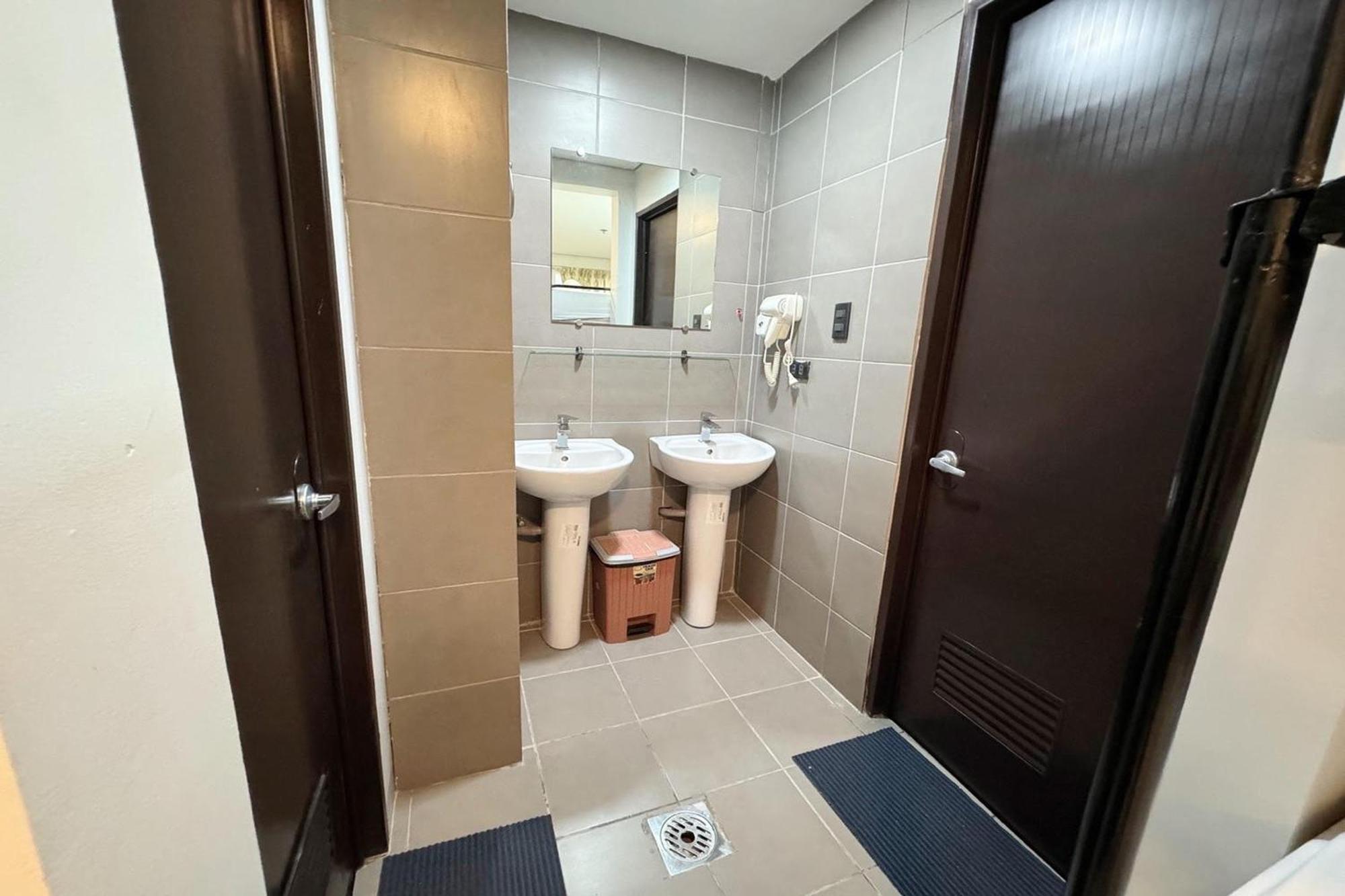 Belltower Csheli Suites Bantay - Vigan Bagian luar foto