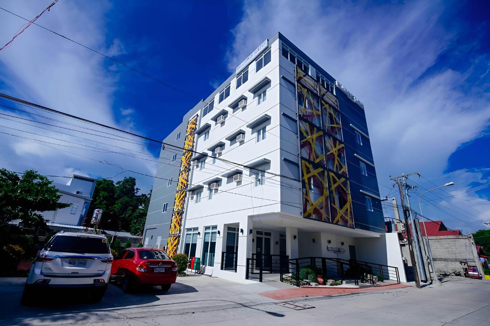 Belltower Csheli Suites Bantay - Vigan Bagian luar foto
